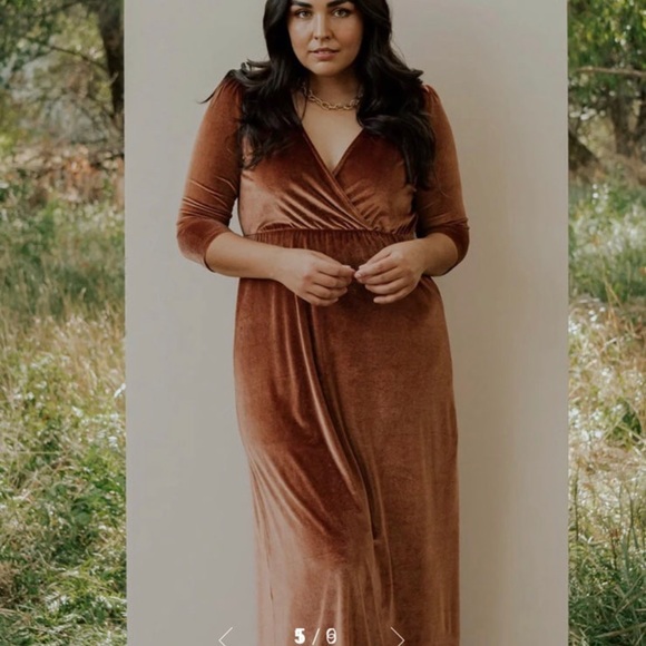 Baltic Born Sofia Velvet Maxi Dress Spice Size Small fall maxi - Picture 2 of 3